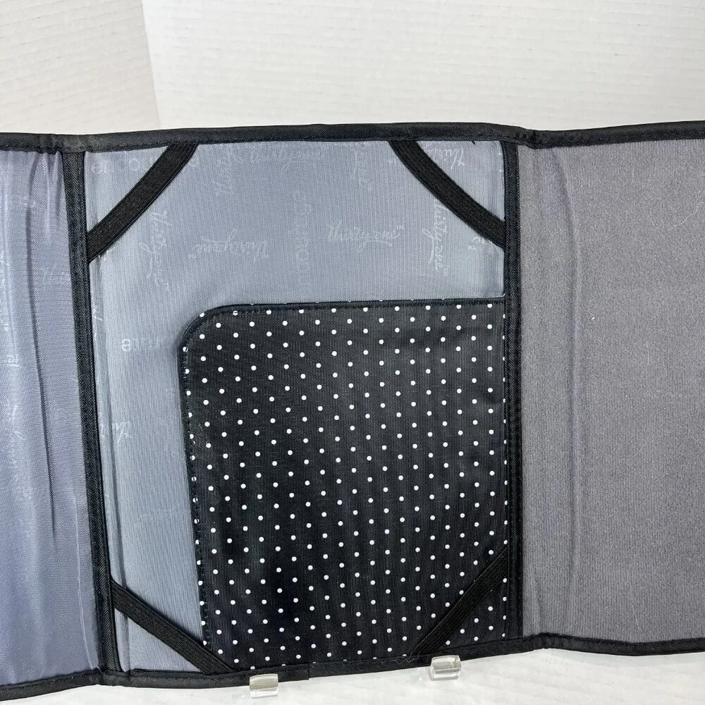 Thirty-one Bold Blossoms Organizer/Notebook cover, 10.25